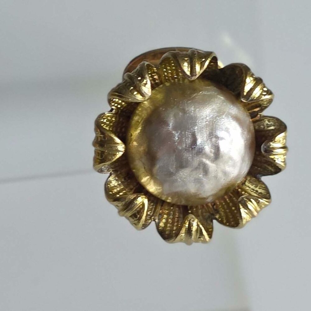 Vintage Haskell Signed Baroque Pearl Clip On Earrings - Picture 5 of 9